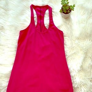 Two LuLulemon 🍋 Tanks!